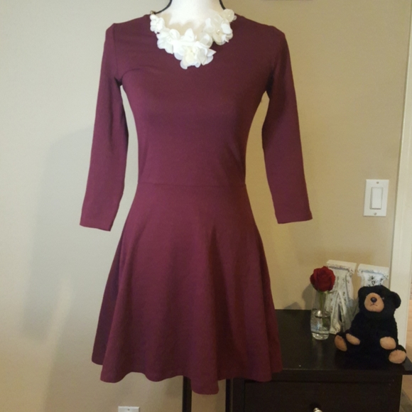 Forever 21 Dresses & Skirts - Forever21 Dress in Burgundy